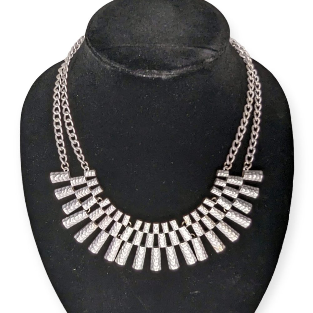 NWT Mocha Large Silver Color Necklace